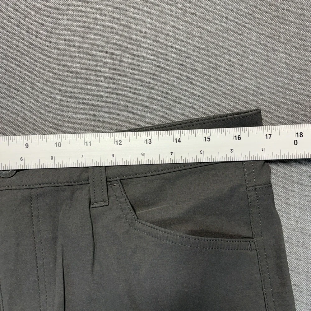 Eddie Bauer Mens Guide Pro Hiking Pants Gray 33x30 Straight Leg Cargo Pocket